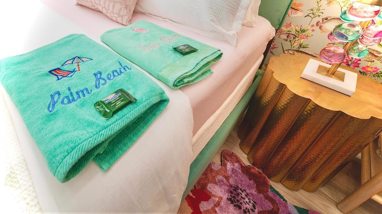 King Bed Mermaid Suite - Heart Of Palm Beach, Free Parking Included Eksteriør billede