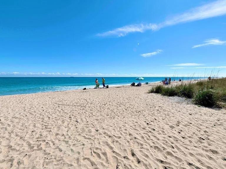 King Bed Mermaid Suite - Heart Of Palm Beach, Free Parking Included Eksteriør billede