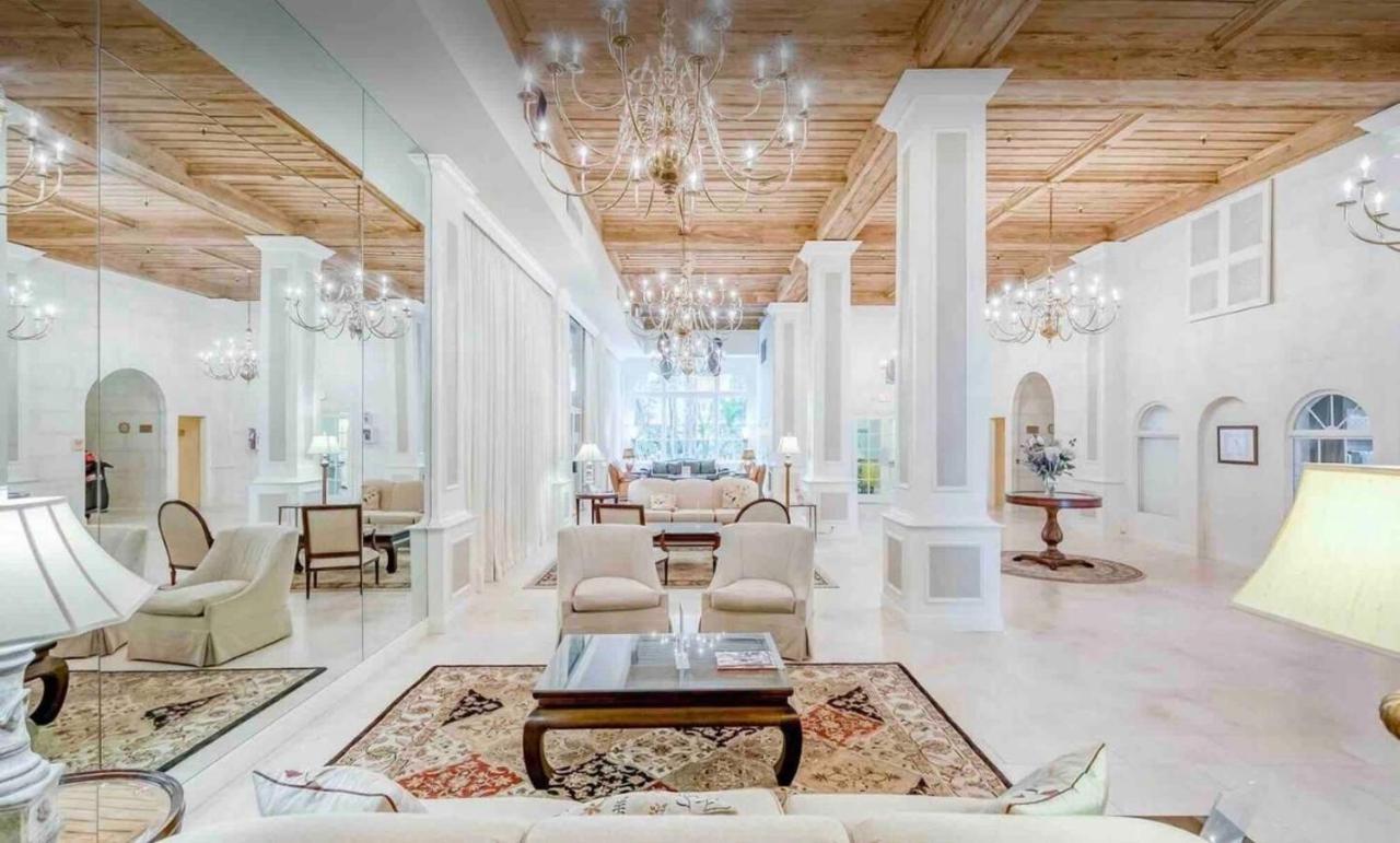 King Bed Mermaid Suite - Heart Of Palm Beach, Free Parking Included Eksteriør billede