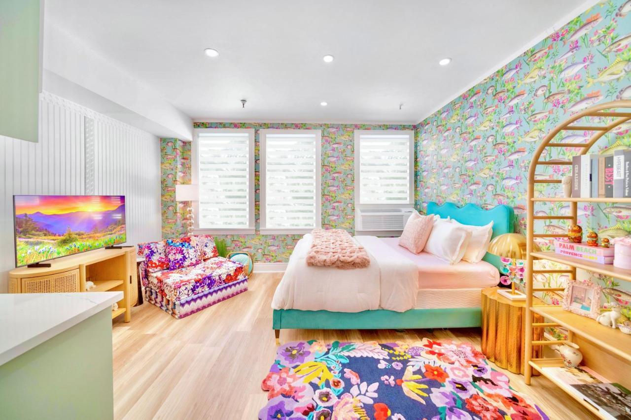 King Bed Mermaid Suite - Heart Of Palm Beach, Free Parking Included Eksteriør billede